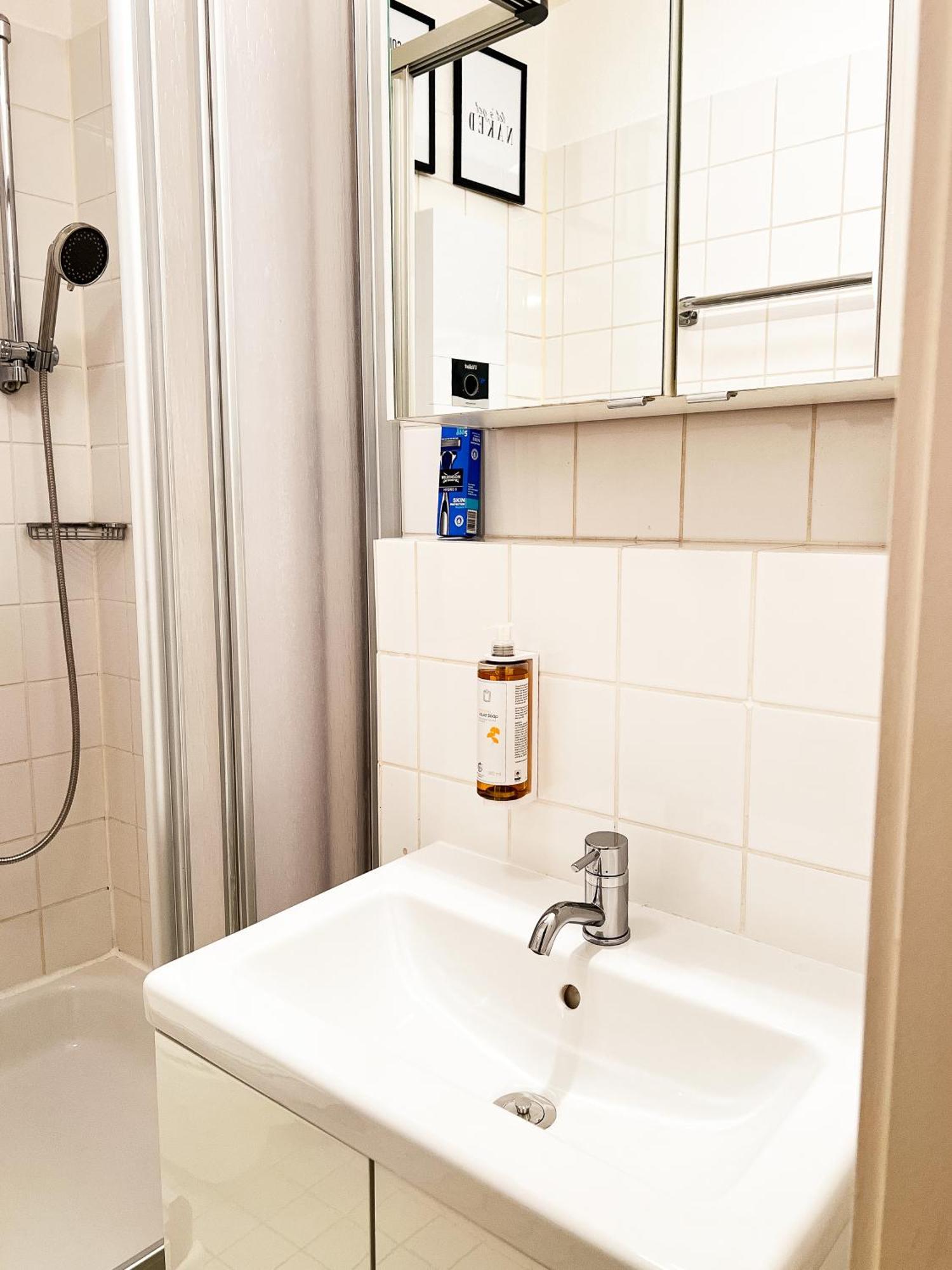 Qonroom - As Individual As You - Oeynhausen City Bad Oeynhausen Ruang foto